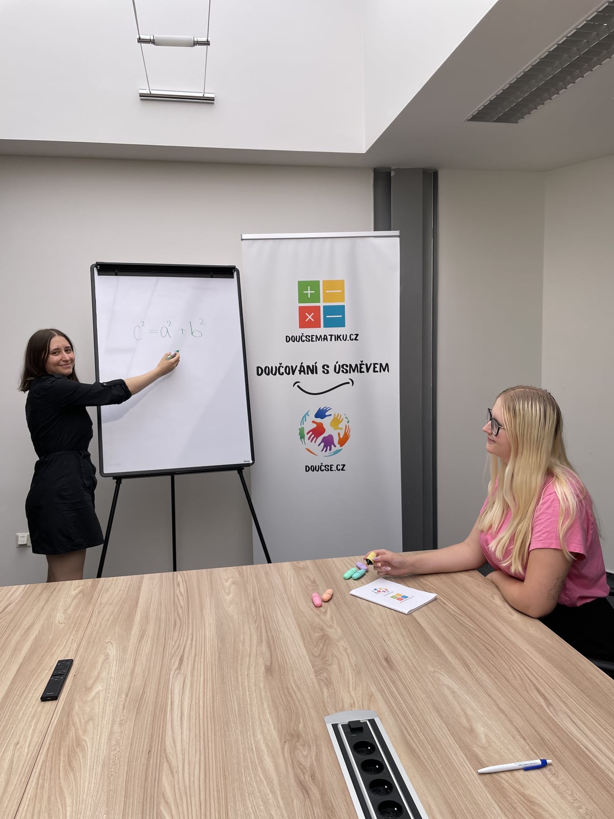 Pythagorova věta c² = a² + b²