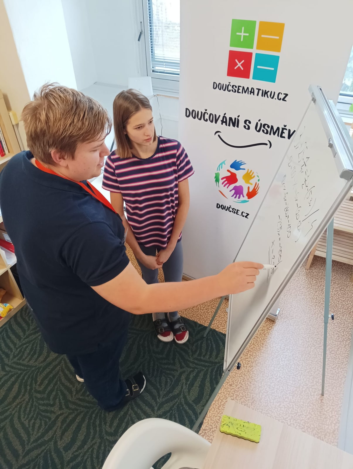 Individuální výklad u flipchartu